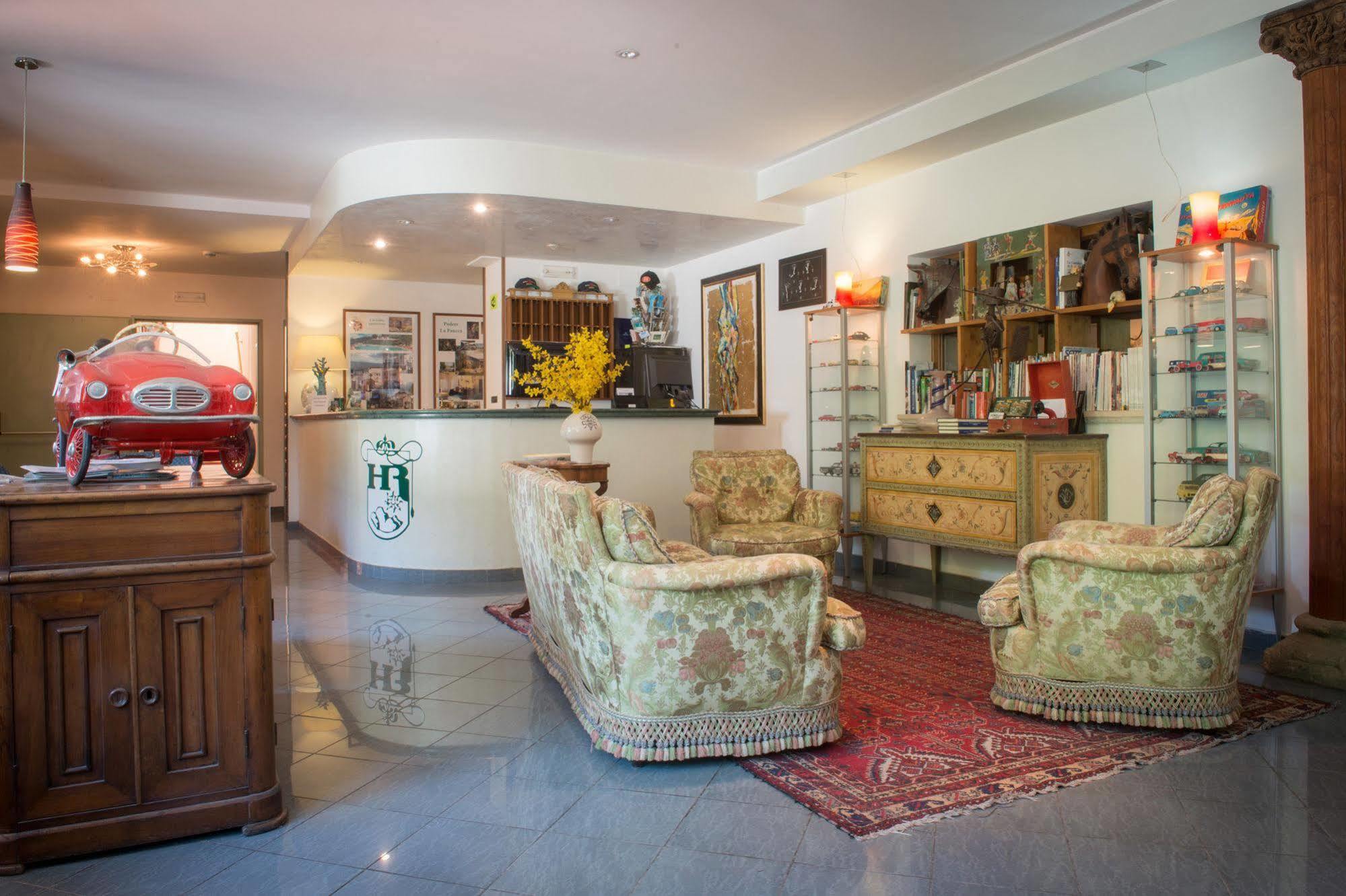 Hotel Le Rocce Magione Buitenkant foto